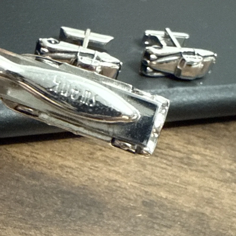 SWANK Jaguar Silver Tone Cufflinks Tie Bar Clip Mid Century Sports Car